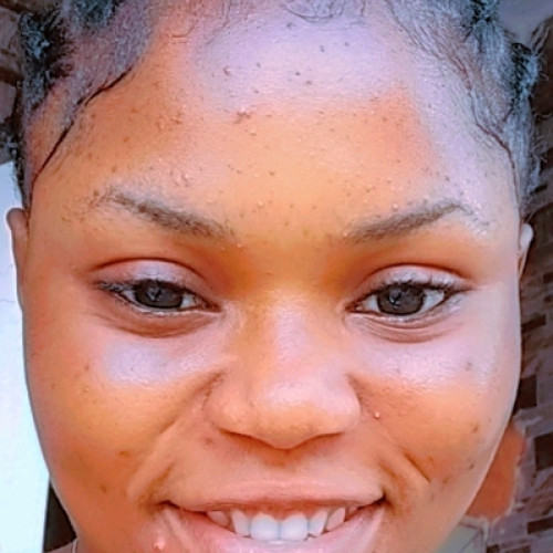 Esther  Q. profile photo