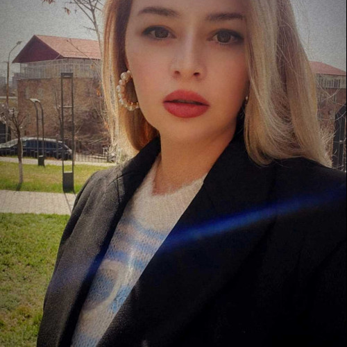 Siri K.