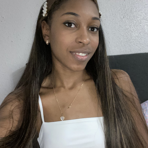 Ariamna A.