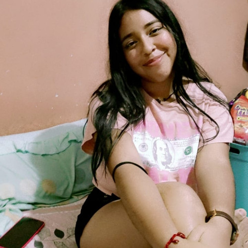 María  V. profile photo