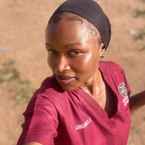 Omolola G.