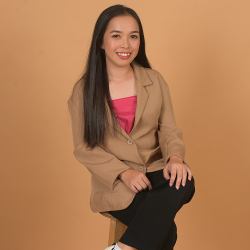 Angela M. profile photo