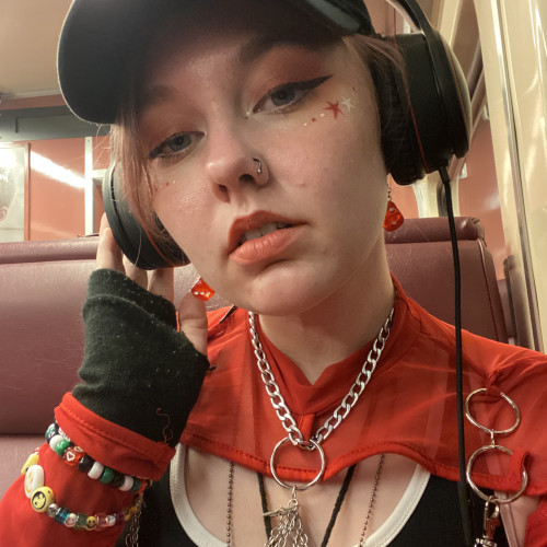 Viv B. profile photo