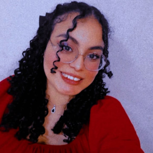 PAOLA B.