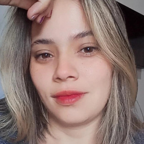 Lara  R. profile photo