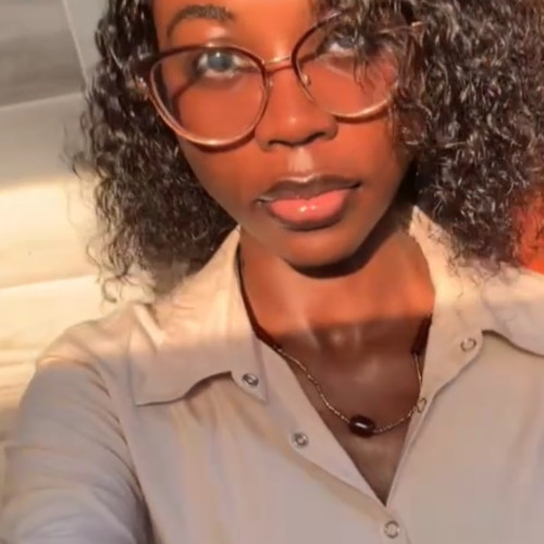 Rae S. profile photo