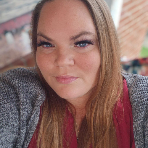 Jenn S. profile photo