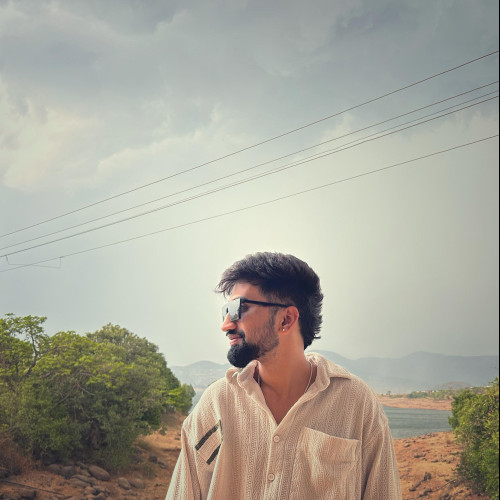 Vivek B.