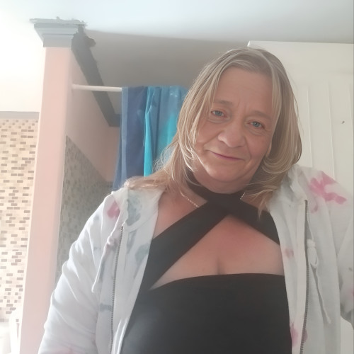 Betty L. profile photo