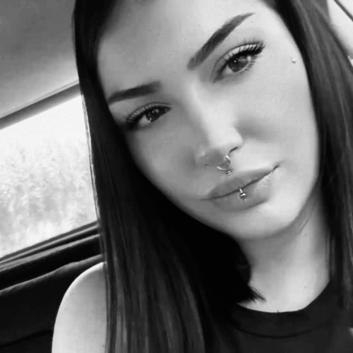 Andrea V. profile photo