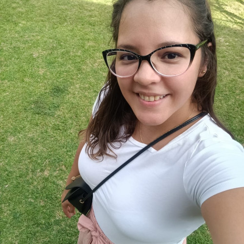 Mariale G.