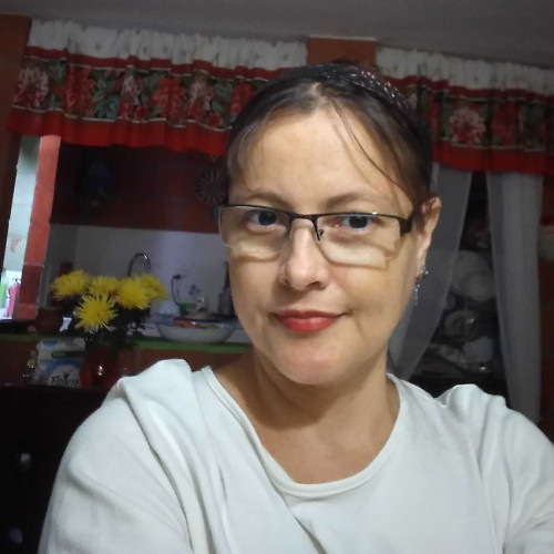 Carol V. profile photo