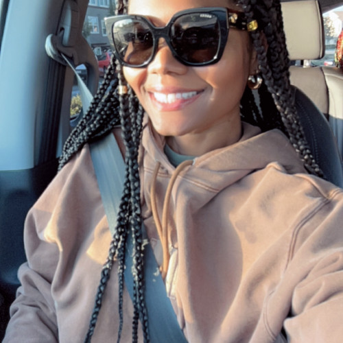 Deandra B. profile photo