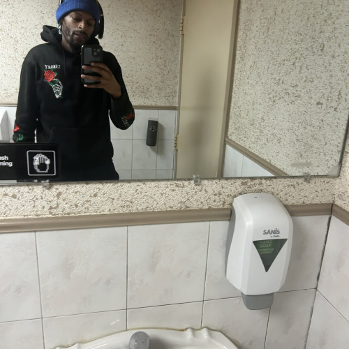 Aaron W. profile photo