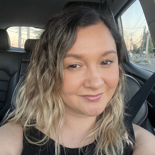 Claudia V. profile photo