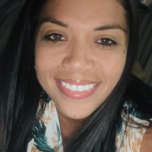 Dayanna R.