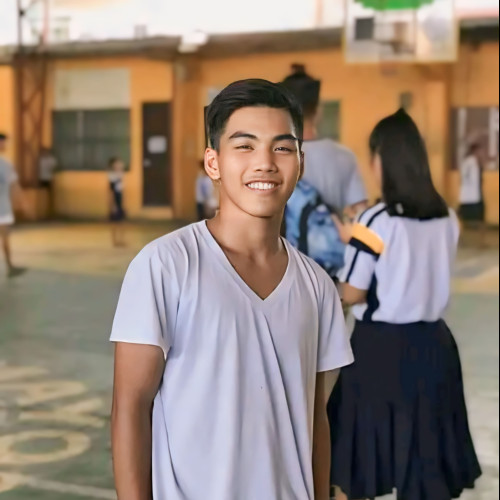 Jomel G.