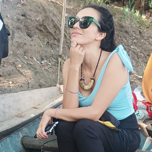 Nathaly  V.
