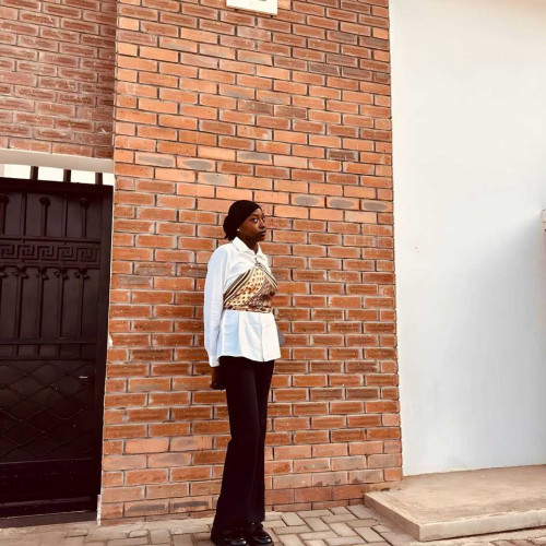 Anza C. profile photo