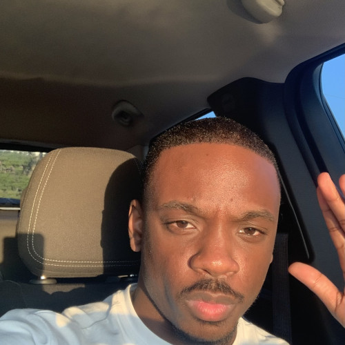 Dee W. profile photo