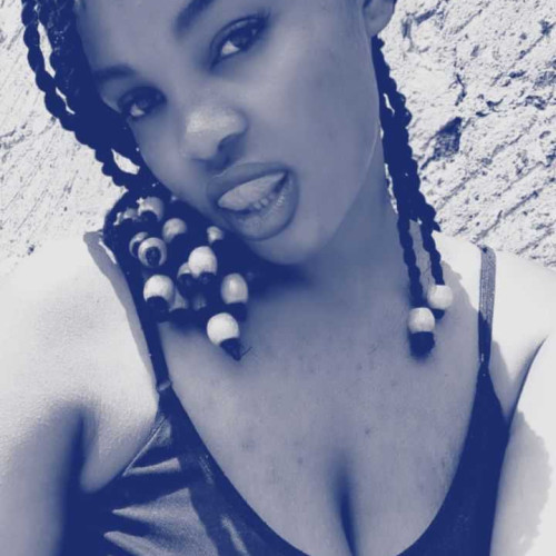 madolyne l. profile photo
