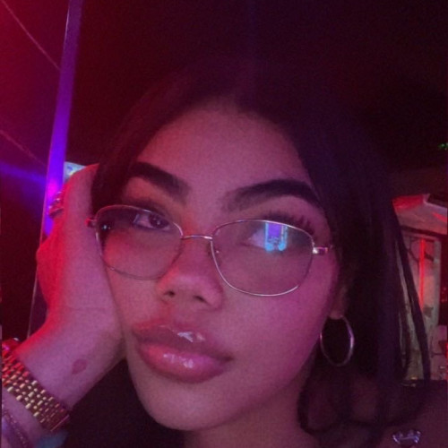 arianna r. profile photo