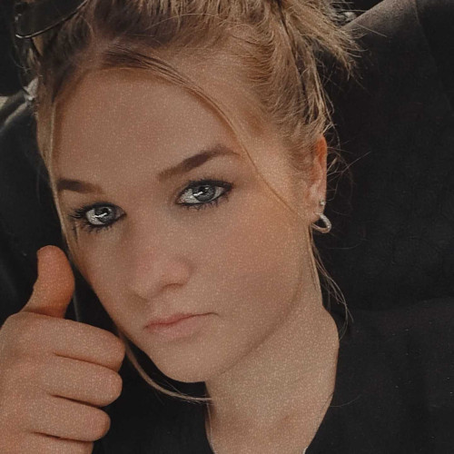 elise c. profile photo
