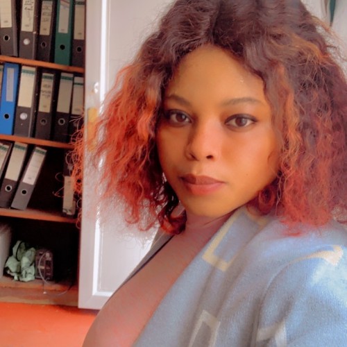 Ndaya E.