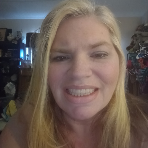 Leora R. profile photo