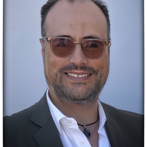 Luch T. profile photo