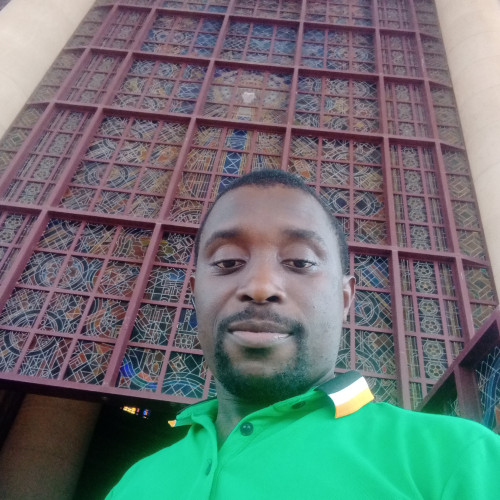 tepy E. profile photo