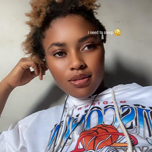 Naomi  L.