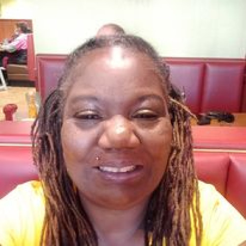 Robin  M. profile photo