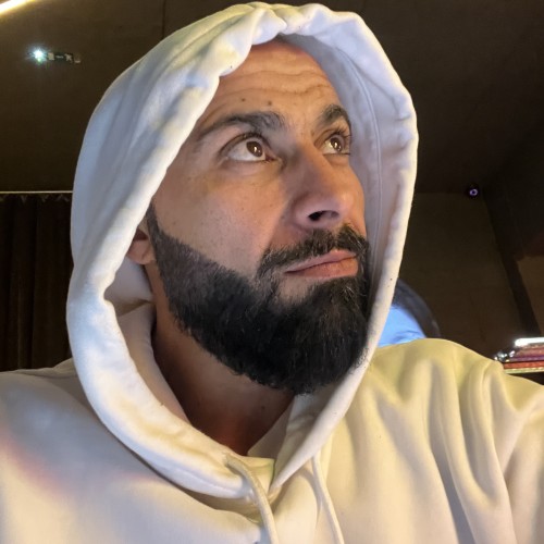 Zobair  A.