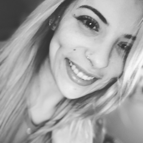 Carly R.