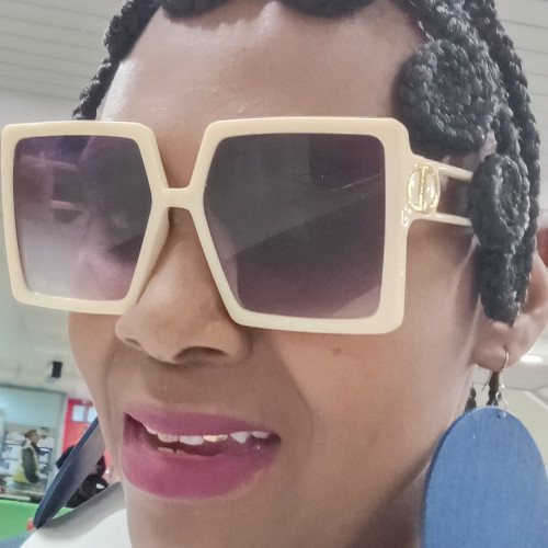 Thembi m. profile photo