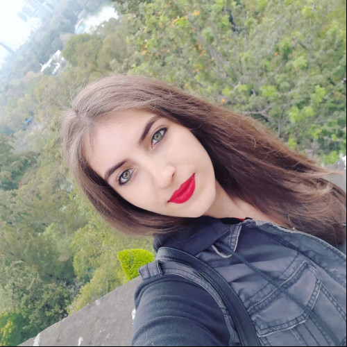 Nathalia G.