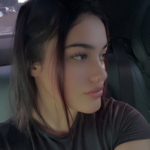 laura p. profile photo