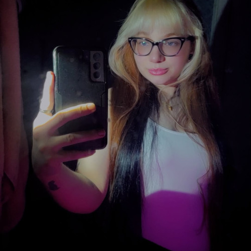 Izzy B. profile photo