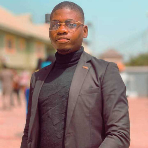 Amakor M.