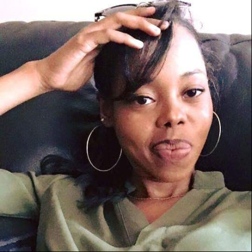 Naomi R. profile photo