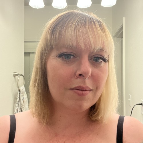 Xochi R. profile photo