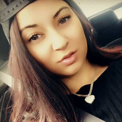 Alina M.