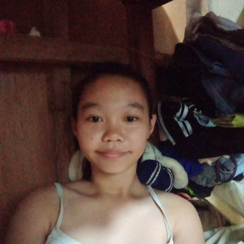 gwenyth  i. profile photo