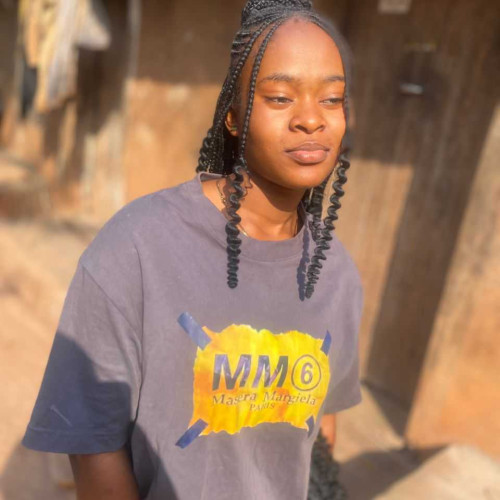 janny d. profile photo