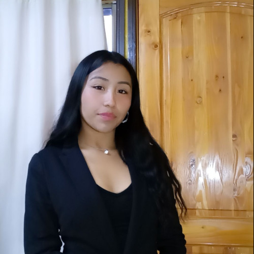 daniela l. profile photo