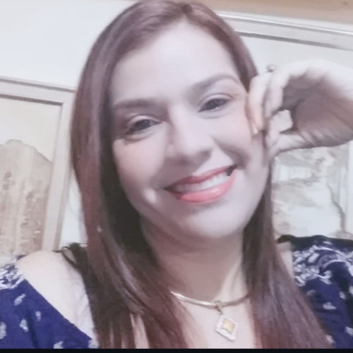 Idania G.