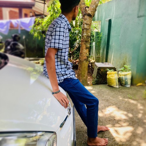 Kaveesh S.