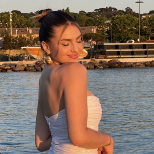 Sarah  B. profile photo
