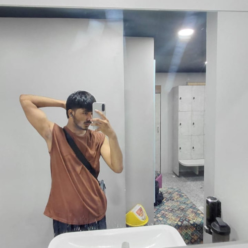 Omiee  g. profile photo